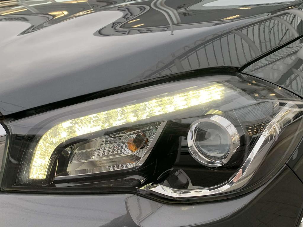 Suzuki S-Cross 1.0 i / Xenon/ Gps / Clim auto / Cruise / Cam, Auto's, Suzuki, Stof, Gebruikt, 1165 kg, 988 cc