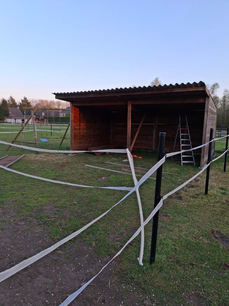 Schuilstal/stal, Dieren en Toebehoren, Stalling en Weidegang