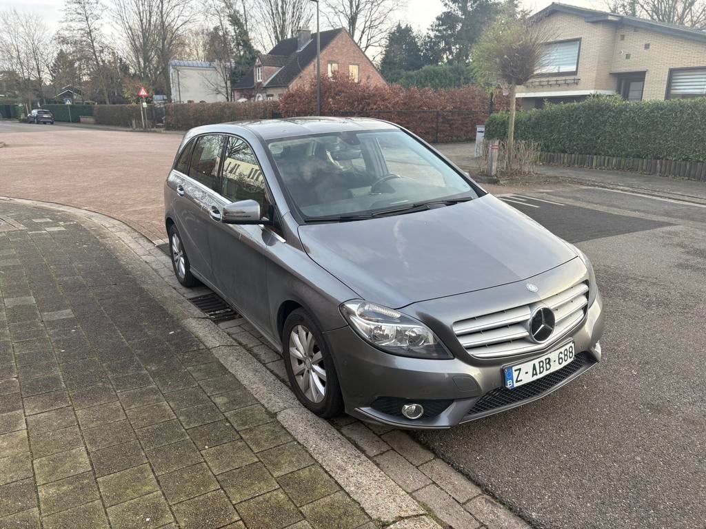 B klasse 2013 1.8 dissel automaat 190.000km, Auto's, Automaat, Bedrijf, Diesel, 5 deurs