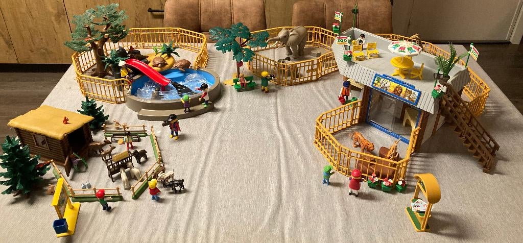 Playmobil - Dierentuin (groot) - kinderboerderij - aquarium, Kinderen en Baby's, Speelgoed | Playmobil, Ophalen of Verzenden, Zo goed als nieuw