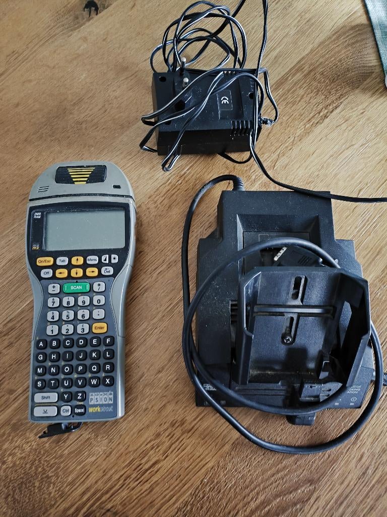 Psion Workabout, Enlèvement, Utilisé