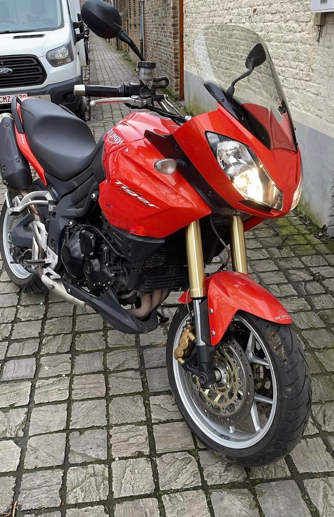 Triumph Tiger 1050 abs van 2007 115 pk