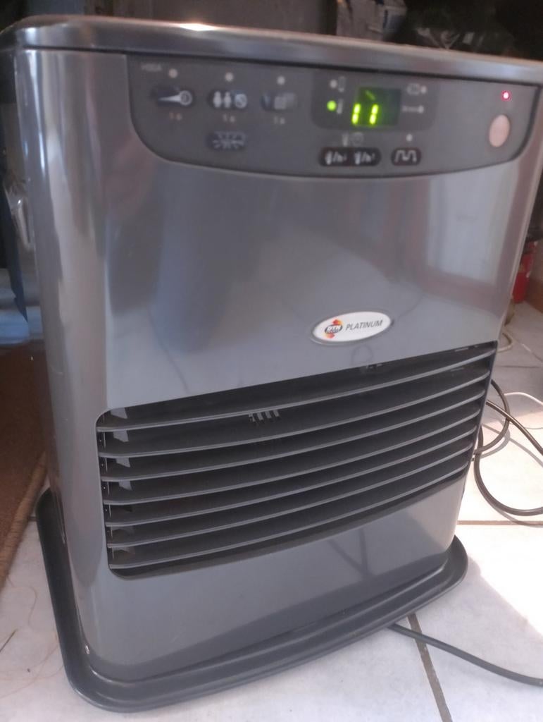 Laserkachel petroleum, Huis en Inrichting, Kachels, Ophalen, Zo goed als nieuw