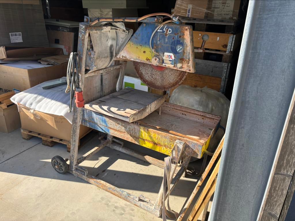 Carat steenzaag 16A dia 500mm nieuwe motor, Doe-het-zelf en Bouw, Gereedschap | Zaagmachines, Gebruikt, Cirkelzaag, 1200 watt of meer