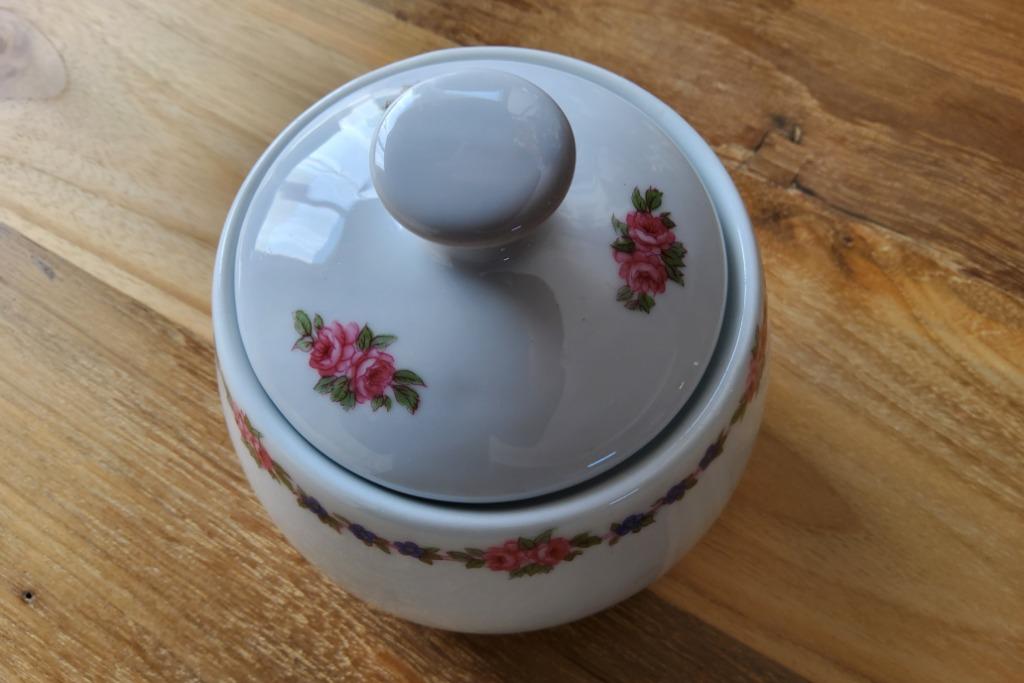 Estampillé « La Porcelaine de Baudour » - en parfait état, Enlèvement ou Envoi