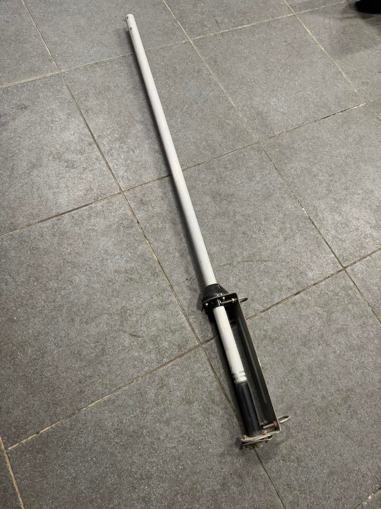 Antennevoet mast, Ophalen, Gebruikt, Mast