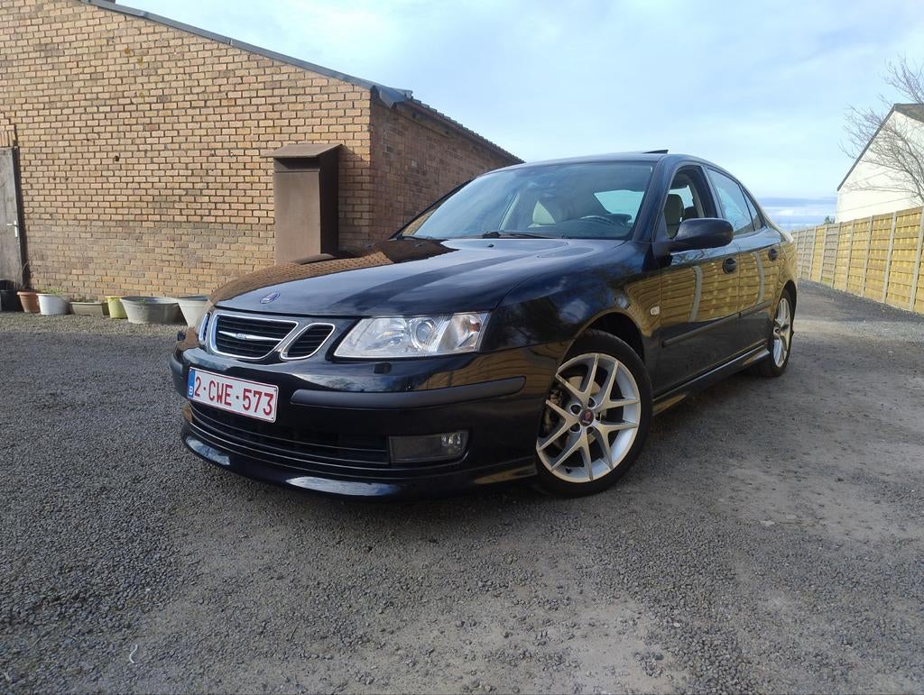 Xenon Saab 9.3 uit 2007 Automaat 165.000km Full options, Auto's, Automaat, Beige, 4 cilinders, Zwart