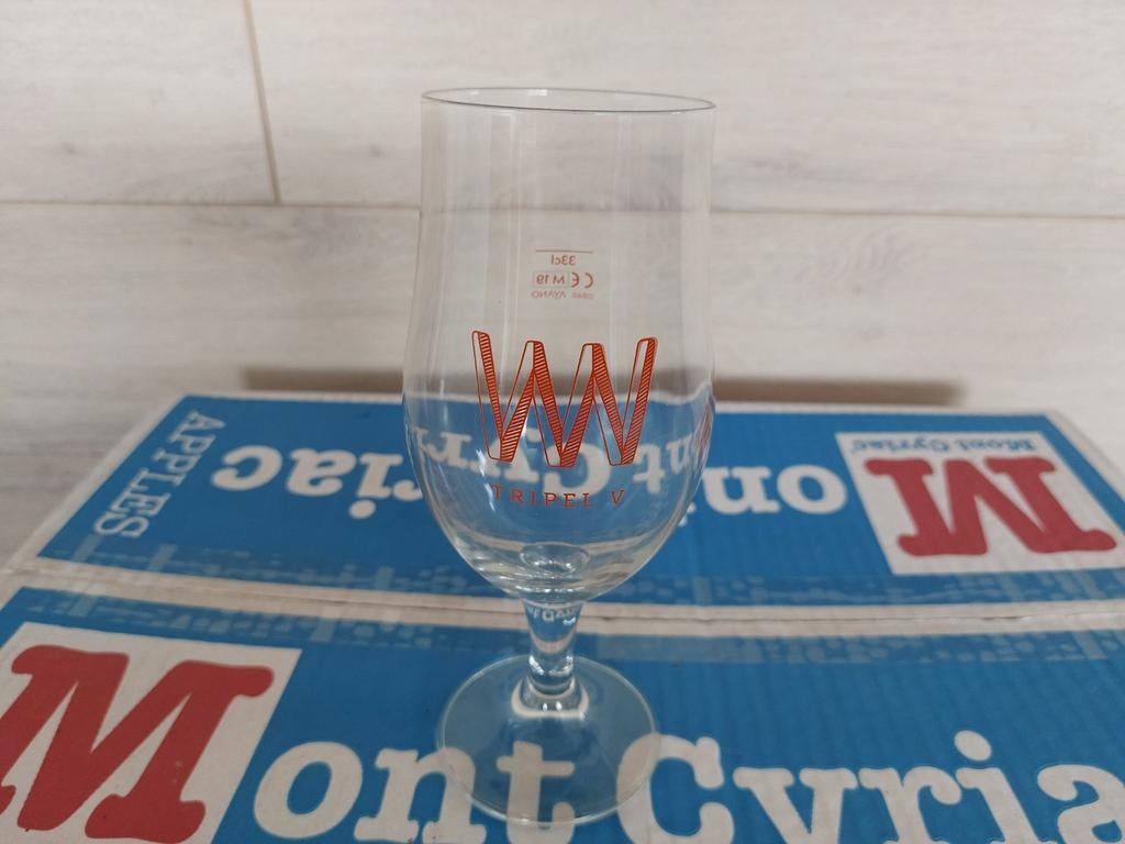 Verre à bière Tripel V, Enlèvement ou Envoi, Comme neuf, Verre à bière