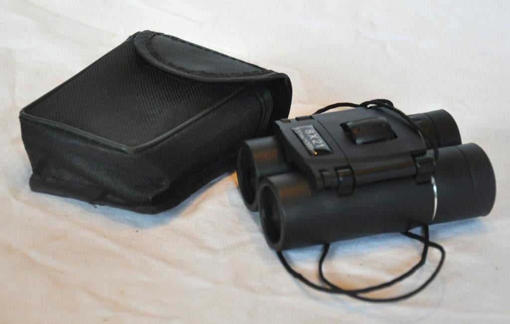 paire de petite jumelles avec housse, Audio, Tv en Foto, Optische apparatuur | Verrekijkers, Zo goed als nieuw, Met hoes of tas