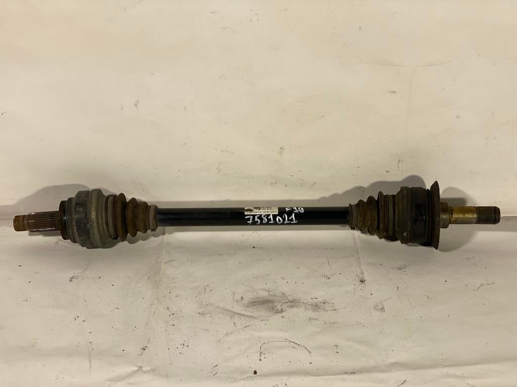 Arbre de transmission gauche BMW F10 F11 7581021, Enlèvement, Utilisé, BMW