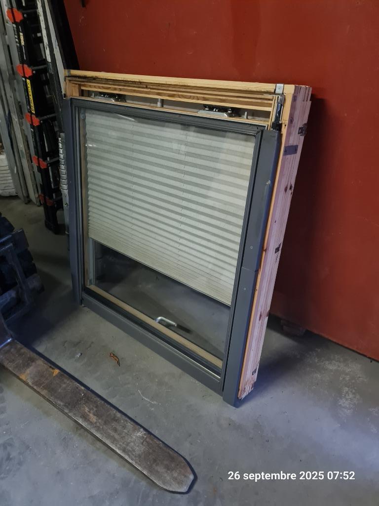 châssis Velux, Bricolage & Construction, Lucarne, Enlèvement, Utilisé, 80 à 120 cm