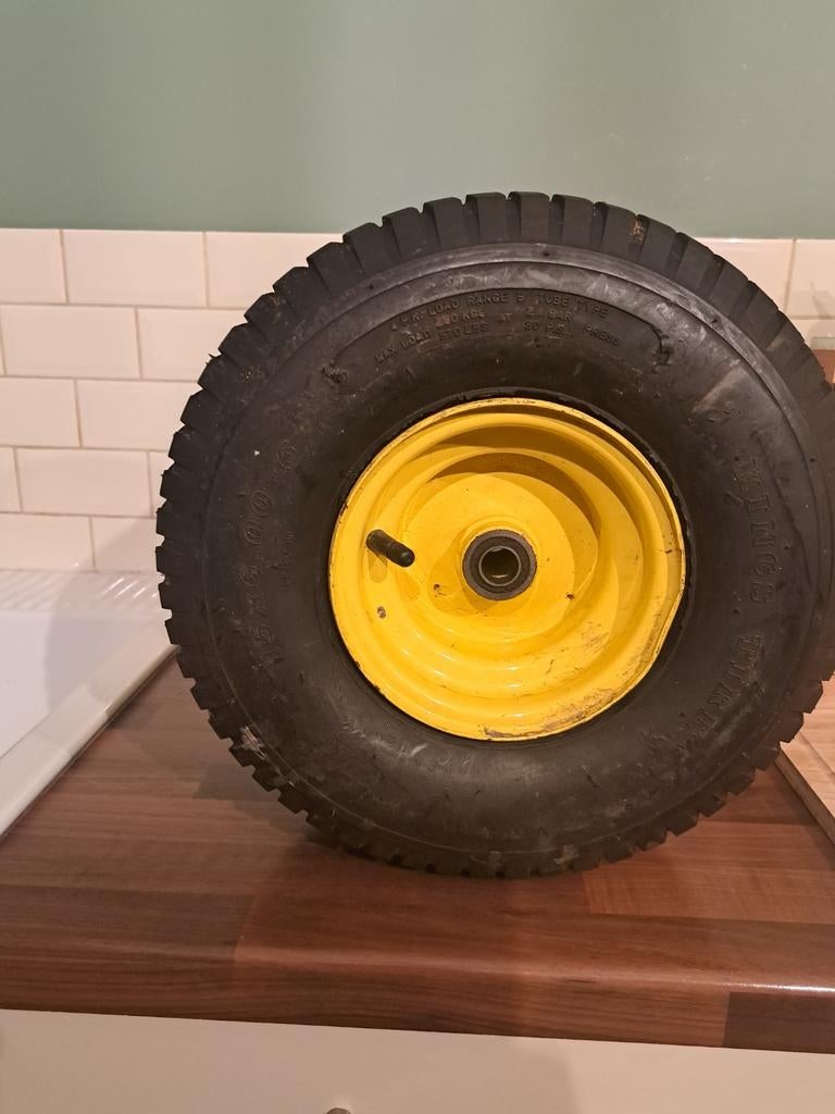 Wieltje voor John Deere, Tuin en Terras, Zitmaaiers, Ophalen of Verzenden