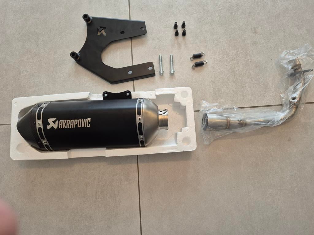 Échappement Vespa Sprint/Primavera Akrapovic, Enlèvement ou Envoi, Neuf, Akrapovic