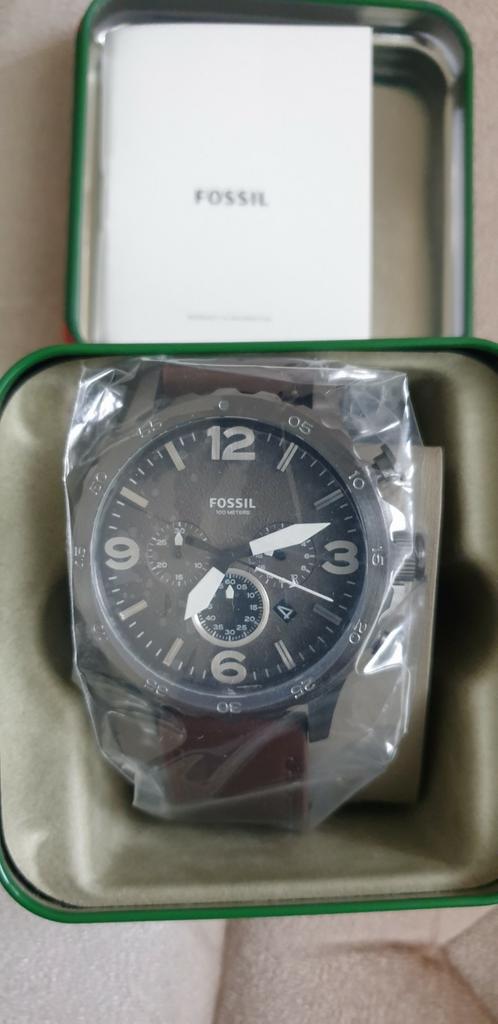 Montre fossil neuf, Bijoux, Sacs & Beauté, Enlèvement ou Envoi, Neuf