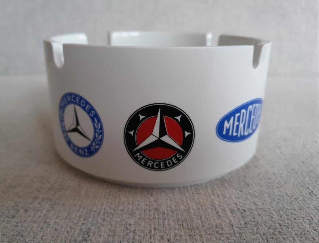 Kunststof Mercedes-Benz asbak 1975 logos, Verzamelen, Ophalen of Verzenden, Nieuw, Auto's