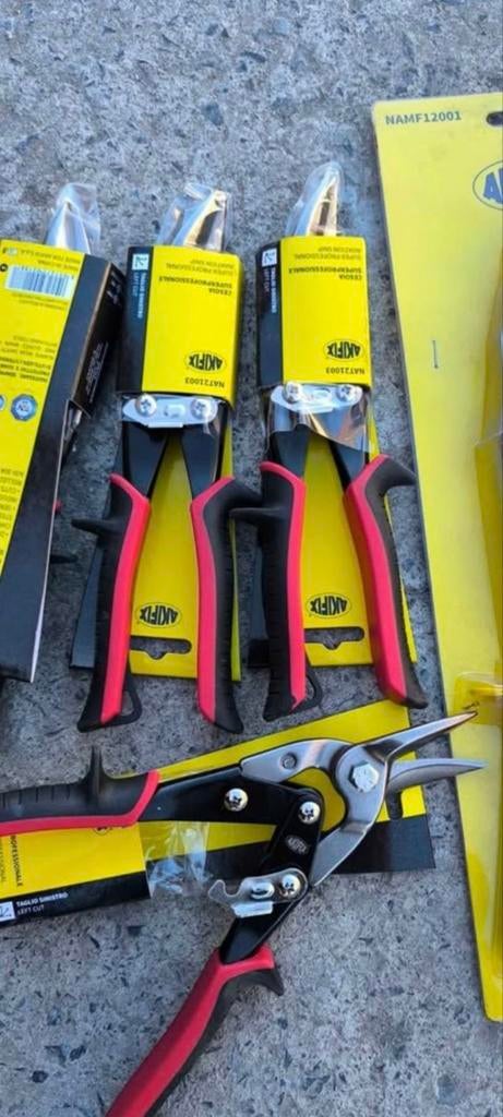 Pince coupante  pour métal stud, Bricolage & Construction, Enlèvement