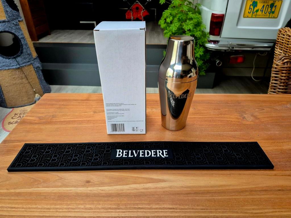 Belvedere vodka set, barmat en shaker, Verzamelen, Merken en Reclamevoorwerpen, Ophalen of Verzenden, Verpakking