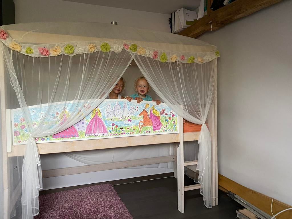 Half hoogslaper Lifetime met glijbaan en hemel, Kinderen en Baby's, Kinderkamer | Stapelbedden en Hoogslapers, Zo goed als nieuw