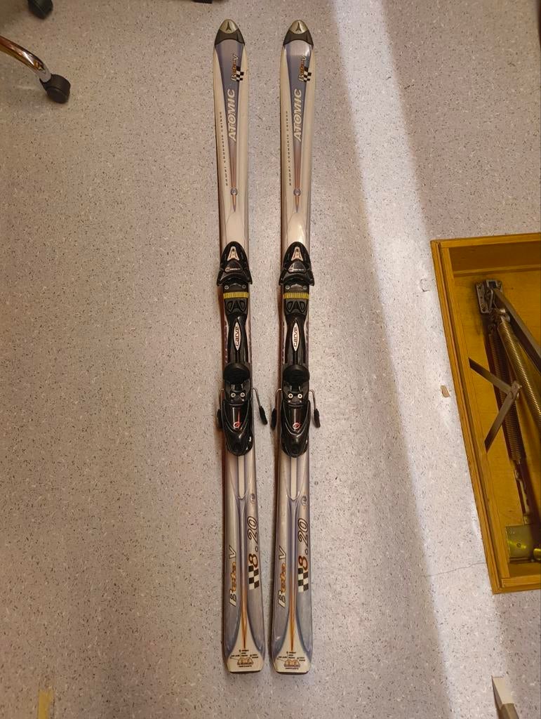 Lattes de ski Atomic Beta V 8.20 - 160 cm, Enlèvement ou Envoi, Ski, Atomic
