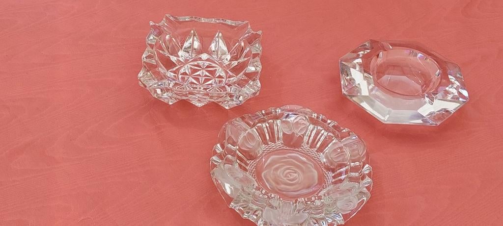 3st asbakken voor 5euro, Huis en Inrichting, Woonaccessoires | Overige, Ophalen of Verzenden