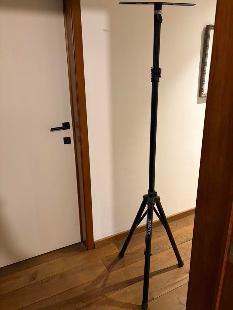 Luidsprekerstandaard, Ophalen, Zo goed als nieuw