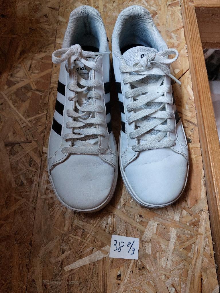 CHAUSSURES POUR ENFANTS, Enlèvement ou Envoi, Comme neuf, Chaussures de sport, Adidas