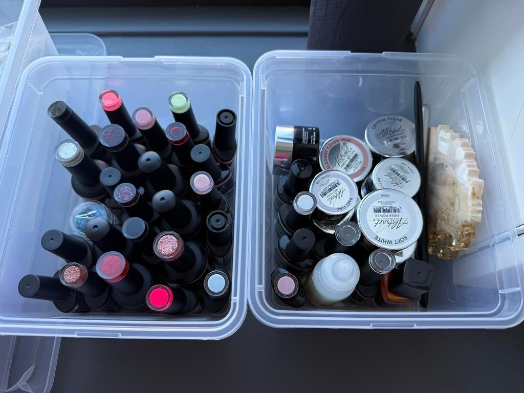 Nagel gerief (gel, kleuren, lampen, extra’s, …), Ophalen, Zo goed als nieuw, Handen en Nagels