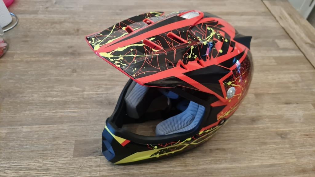 IXS kinderhelm maat M 51/52, Motoren, Kleding | Motorhelmen, S
