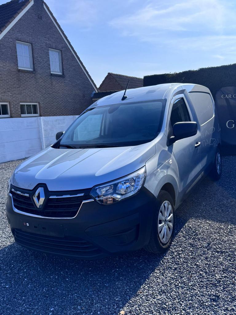 Renault Kangoo - 2022 - 3250 km, Argent ou Gris, Achat, Euro 6, Entreprise