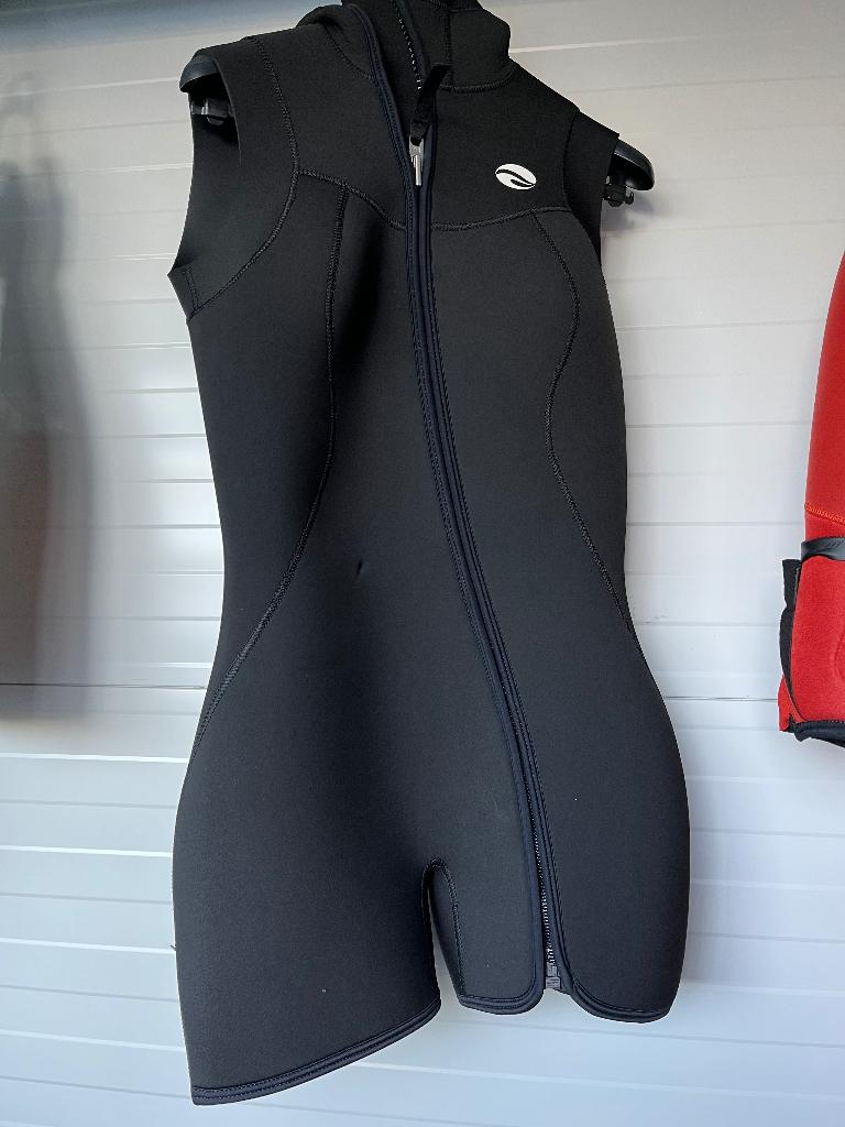 Wetsuit met kap, Watersport en Boten, Ophalen of Verzenden, Nieuw, Duikpak