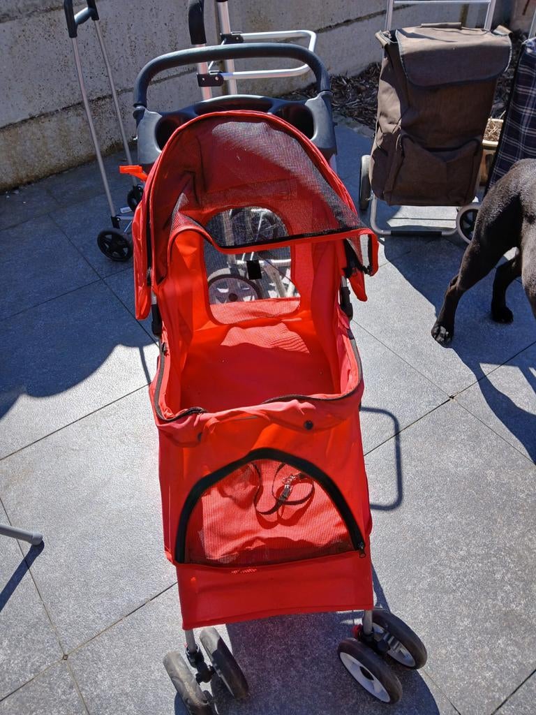 Honden buggy, Dieren en Toebehoren, Ophalen, Zo goed als nieuw