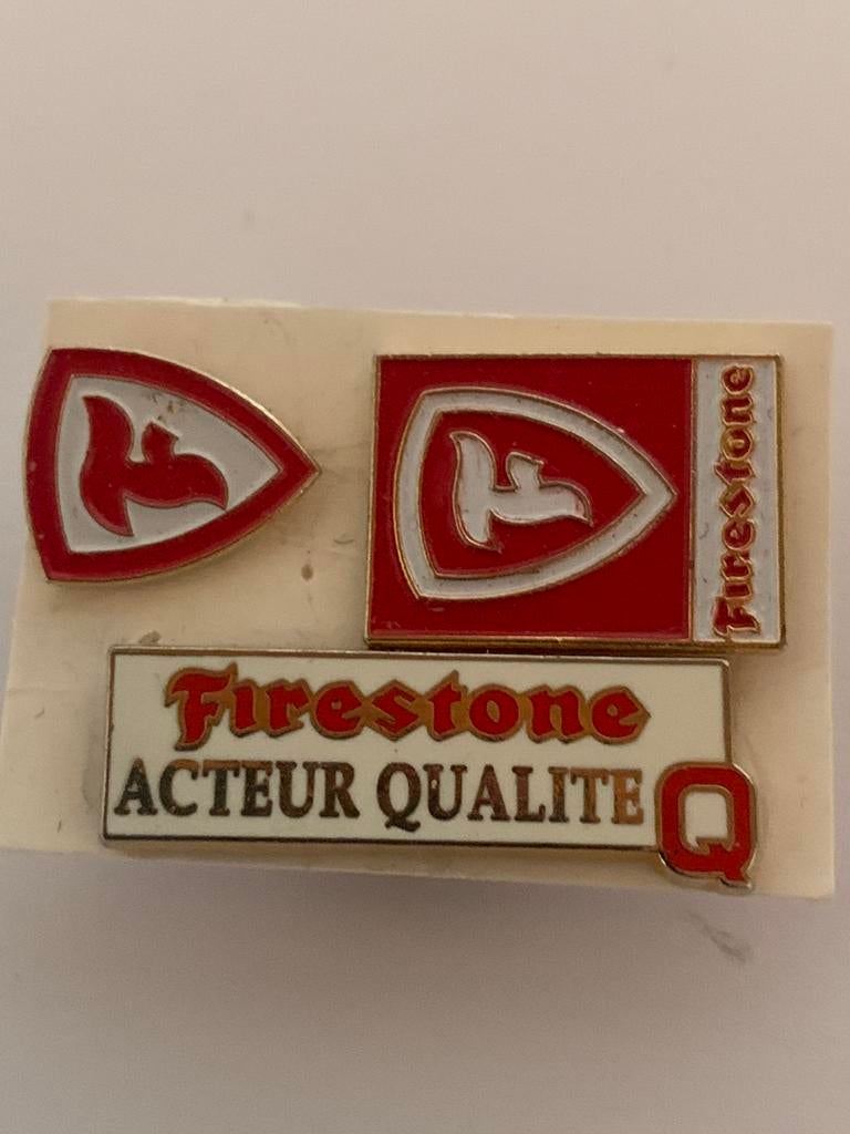 Lot de 3 épingles à pneus de voiture rétro Firestone, Enlèvement ou Envoi, Comme neuf