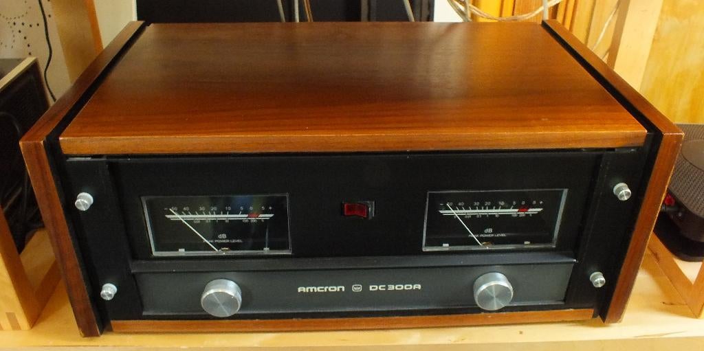 AMCRON DC300A eindversterker, Audio, Tv en Foto, Ophalen, Gebruikt, Stereo, 120 watt of meer