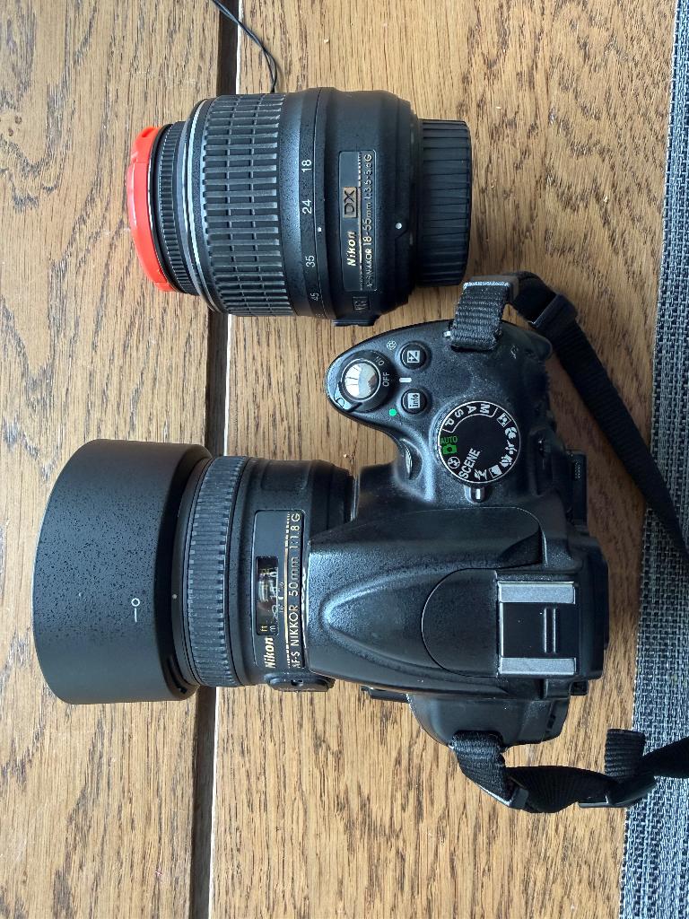 Nikon D5000 + 2 lenzen, Enlèvement ou Envoi, 12 Mégapixel, Utilisé, Nikon