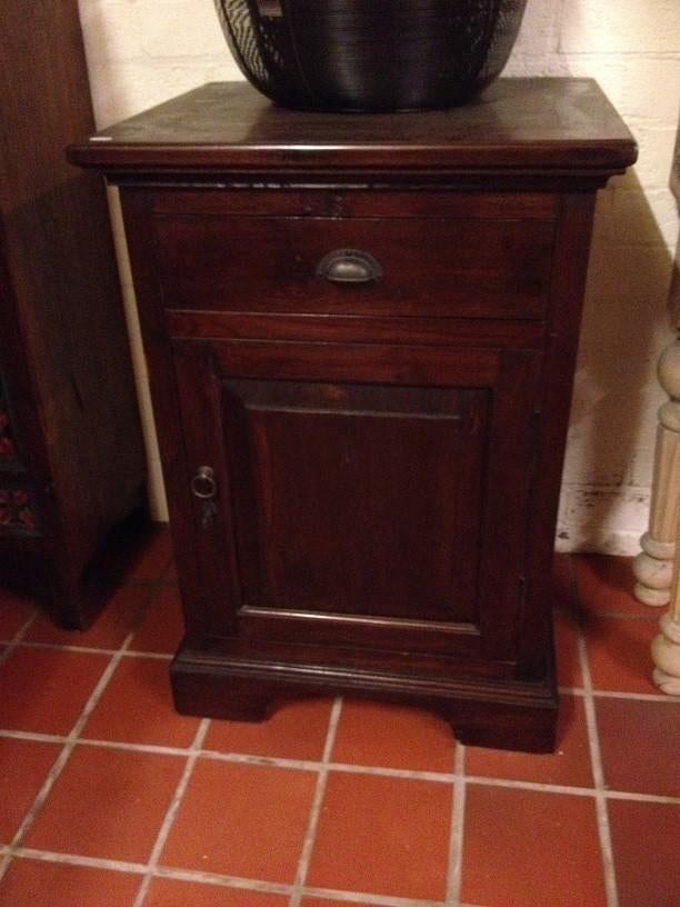 NIEUWE SMALLE DRESSOIR 1-deurs smal kastje flamant TEAKHOUT, Ophalen, Nieuw