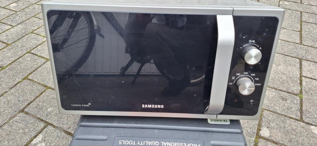 Microgolfoven 800W Samsung, Ophalen, Microgolfoven