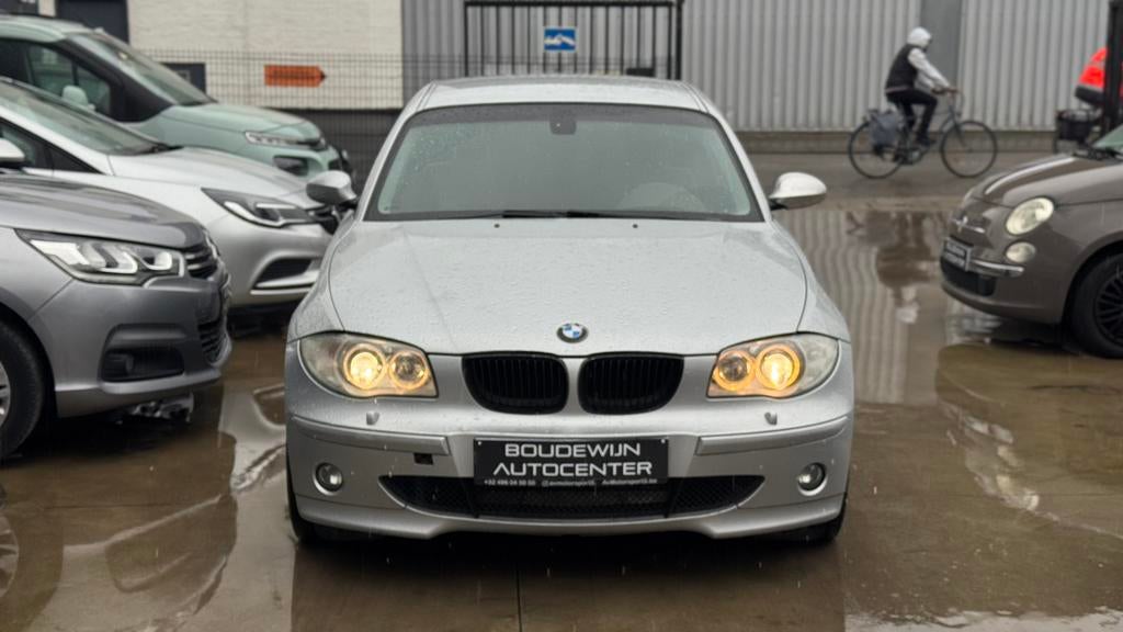 Bmw 120i 1 Serie 2.0Benzine Keyless Xenon Seat heating, Zwart, Handgeschakeld, 5 deurs, Electronic Stability Program (ESP)