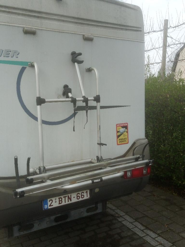 Fietsendrager mobilehome, Ophalen, 2 fietsen, Zo goed als nieuw