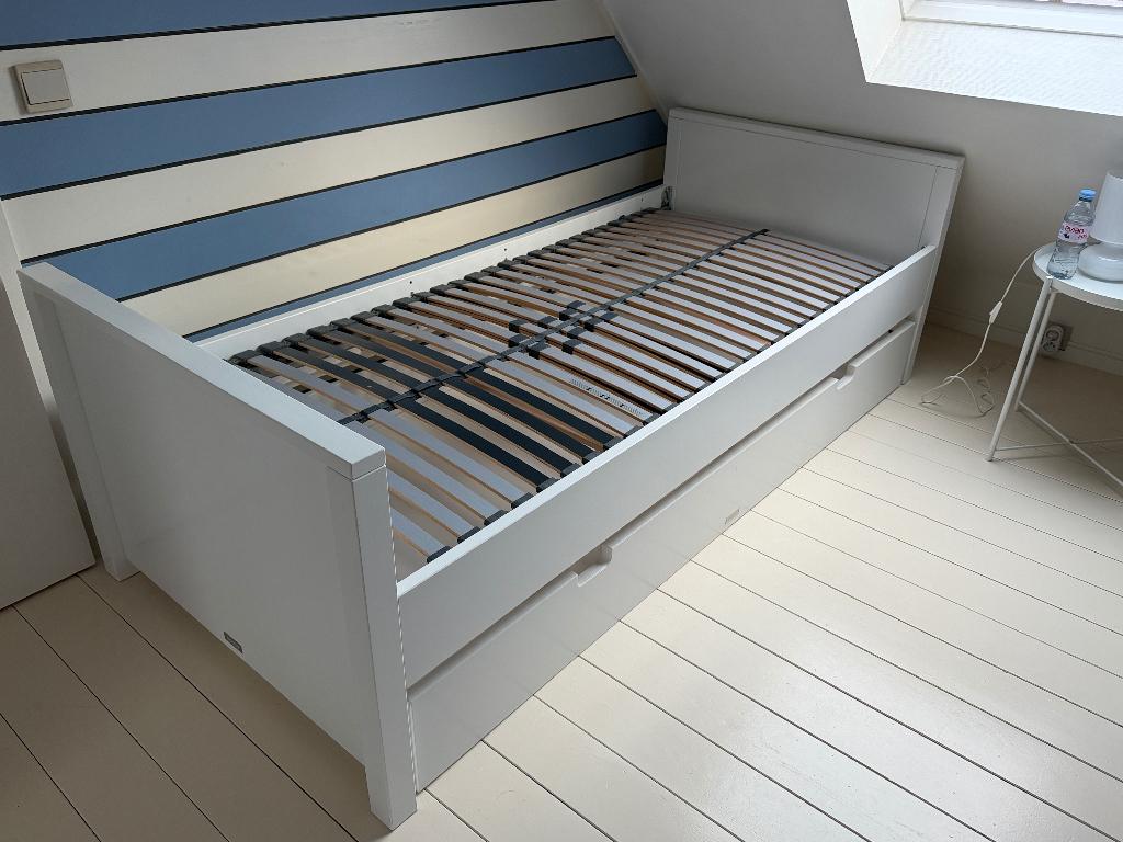 Bed Bopita met logeerbed, Ophalen, Zo goed als nieuw, Lattenbodem