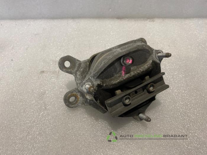 Motorsteun van een Porsche Macan, Gebruikt, -, -, Porsche