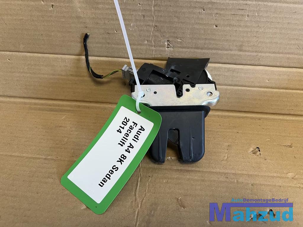 AUDI A4 B8 8K sedan FACELIFT Achterklep slot 2007-2015, Autos : Pièces & Accessoires, Carrosserie & Tôlerie, Audi, Arrière, Utilisé