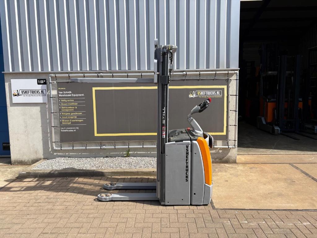 Gerbeur électrique VS-22683 Still, Envoi, Utilisé