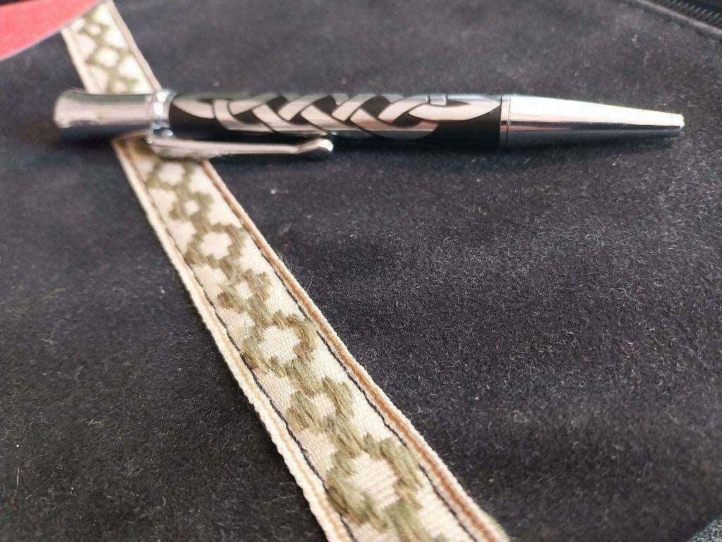 PRACHTIGE VINTAGE VERZILVERDE PEN MET ZEE-EDELSTENEN, Handtassen en Accessoires, Antieke sieraden, Overige typen, Zilver, Ophalen of Verzenden