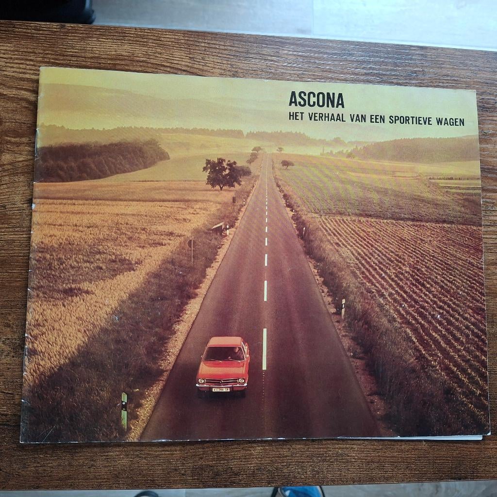 OPEL  ASCONA - Het verhaal van een sportieve wagen, Ophalen of Verzenden, Zo goed als nieuw, Opel