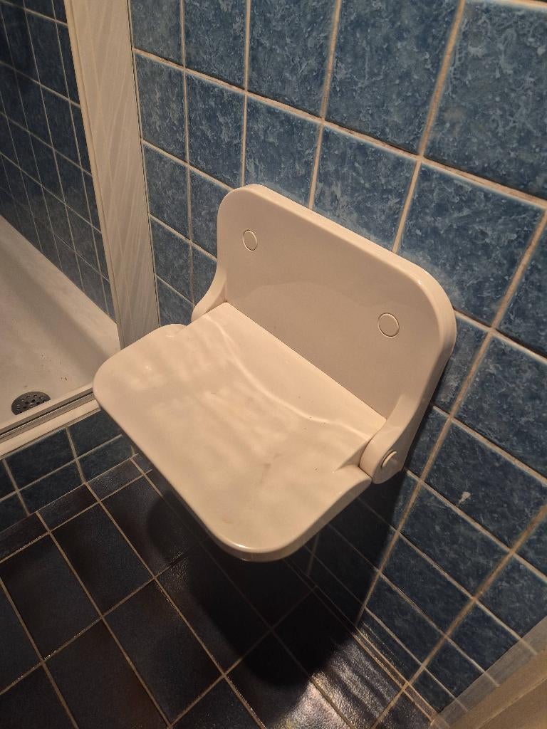 Siege salle de bain rabattable, Enlèvement, Comme neuf, 100 à 150 cm, Autres types