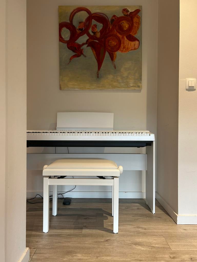 Elektronische Yamaha piano wit met wit Stagg stoeltje, Ophalen, Wit, Digitaal, Nieuw