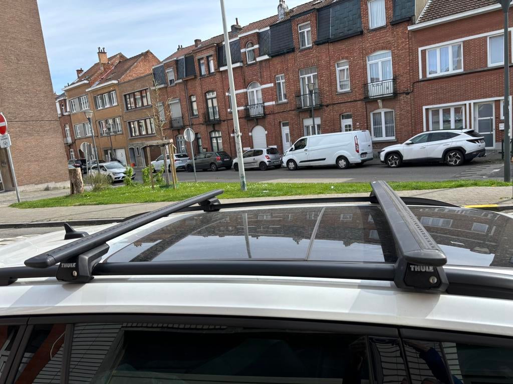 Barres de toit Thule evo, Enlèvement, Comme neuf