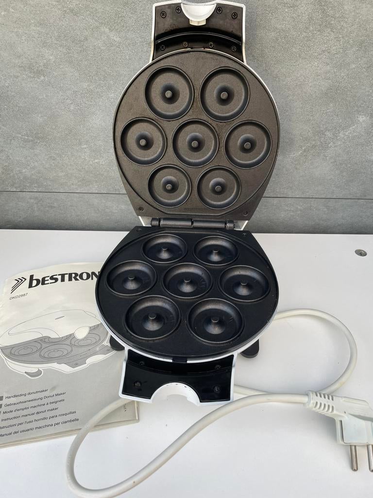 Donutmaker met receptenboekje., Ophalen