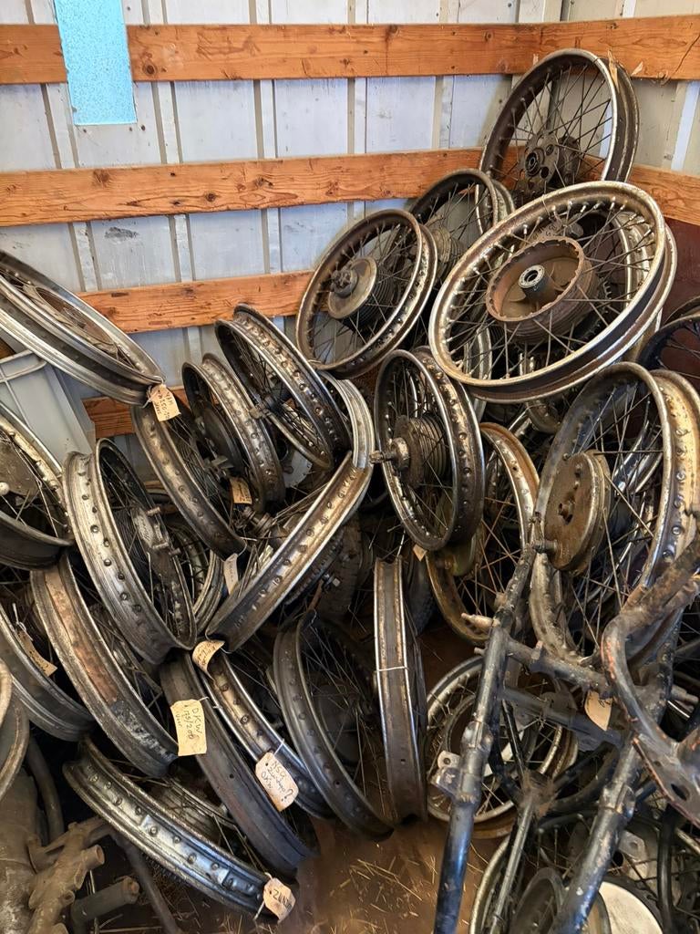 Heel veel wielen dkw matchless ardie suzuki horex enzzz, Ophalen