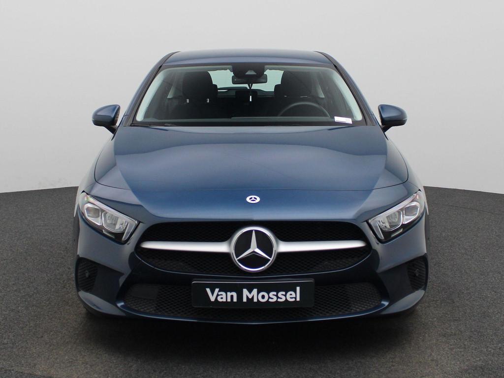 Mercedes-Benz A-Klasse A 160 CAMERA | ZETELVERWARMING | LED, Auto's, Mercedes-Benz, Voorwielaandrijving, Stof, Gebruikt, Zwart
